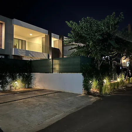 Business Bookings - Seascape - Impeccable 3 Bedroom Apartment